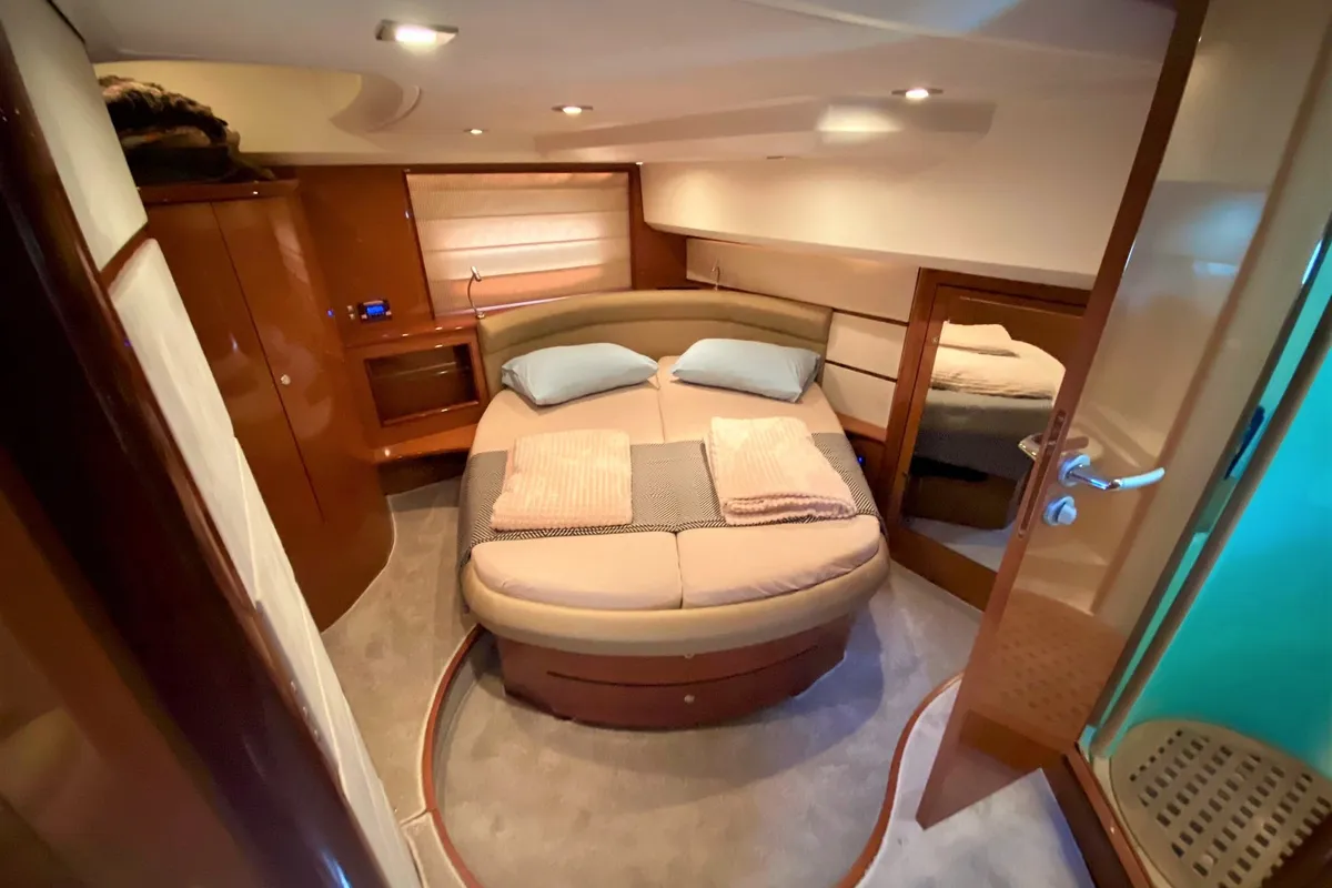 Cabin on Panarea, a Prestige 50 Fly motorboat at Primošten, Croatia