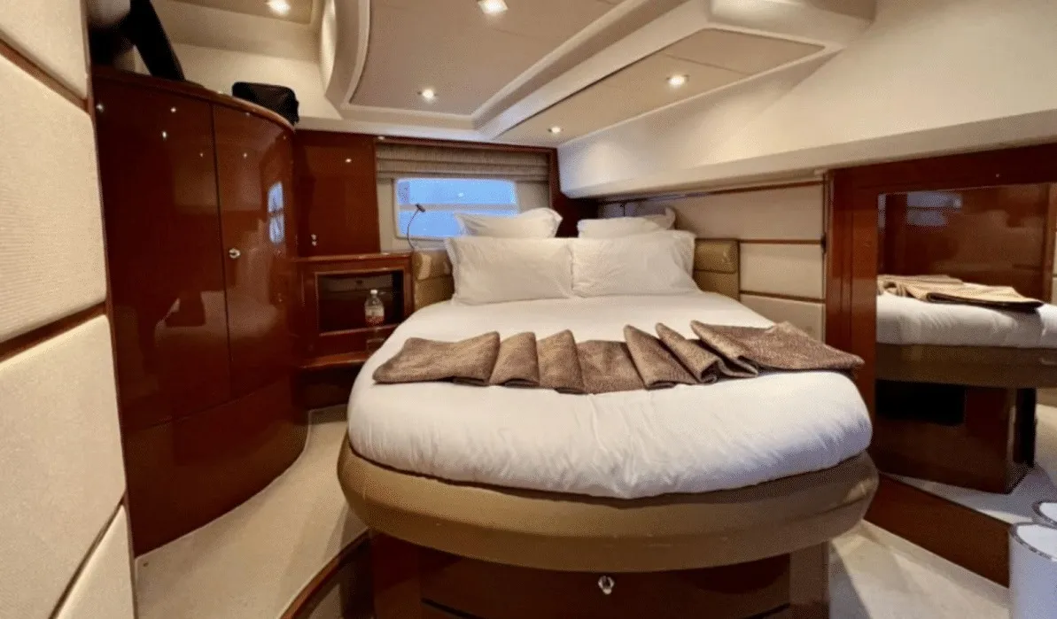 Cabin on Panarea, a Prestige 50 Fly motorboat at Primošten, Croatia