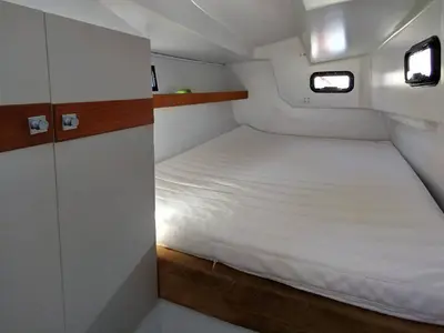 Cabin on Yume, a RM 10.60 sailboat at Saint-Cast-le-Guildo, France