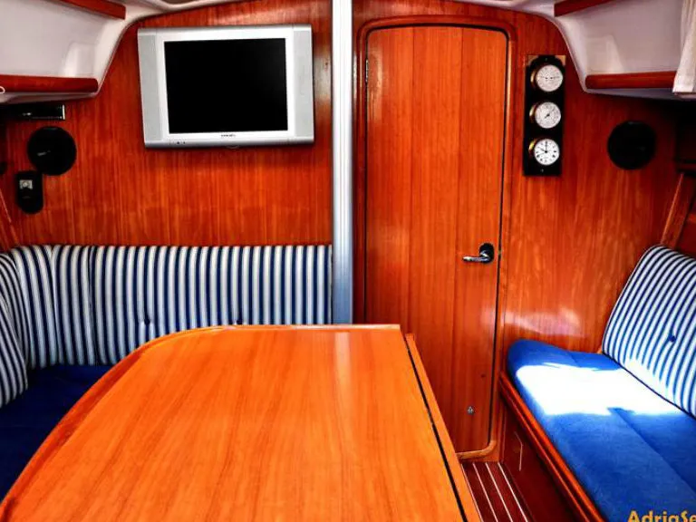 Salon of Small As, a Bavaria 33 Cruiser sailboat at Izola / Isola, Slovenia