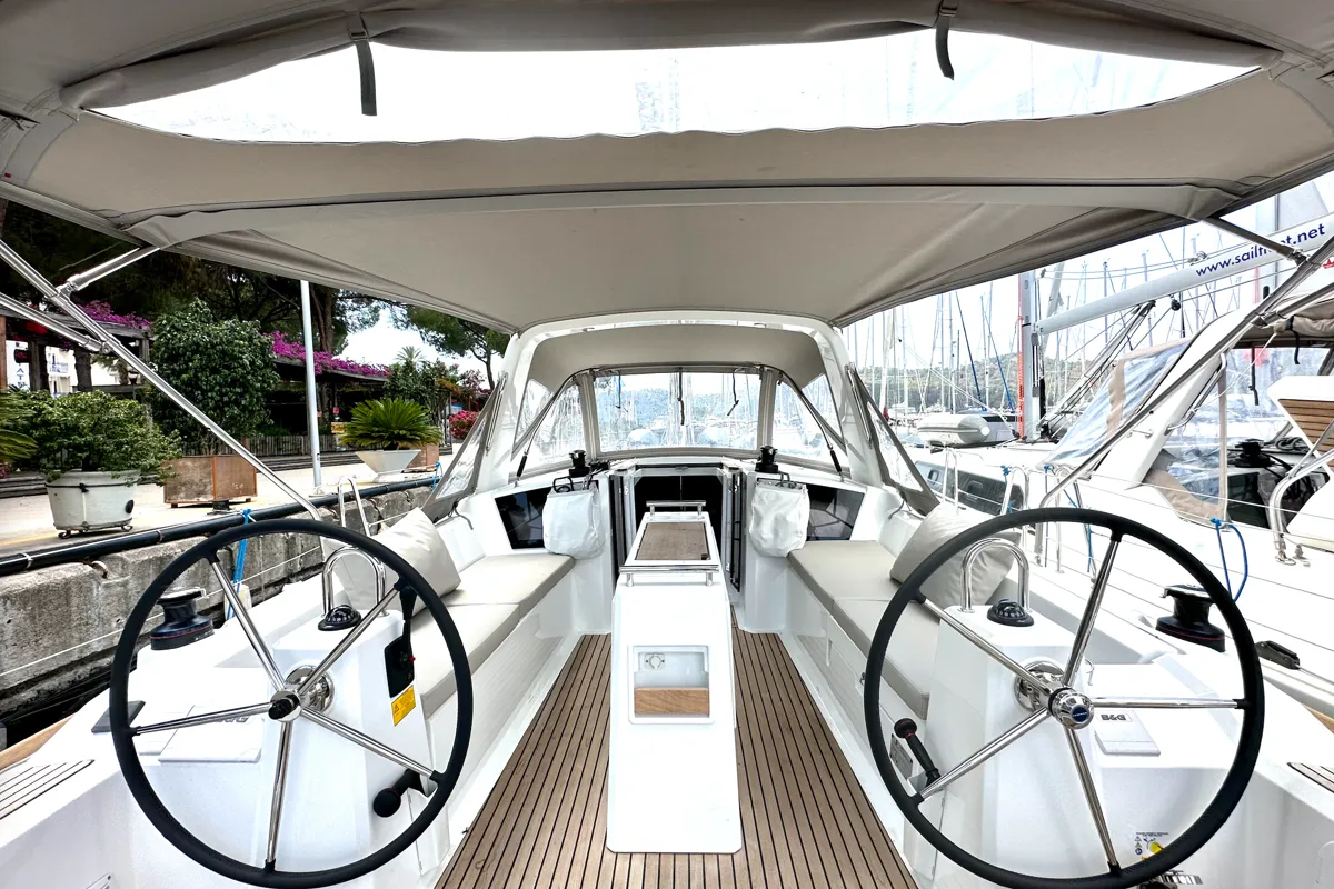 Cockpit of Dancefloor, a Beneteau Oceanis 38.1 sailboat at Fethiye, Turkey