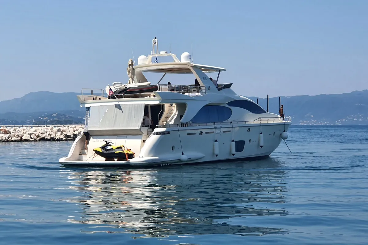 Exterior view of La Fenice, a Azimut 85F motor yacht at Kontokali, Greece