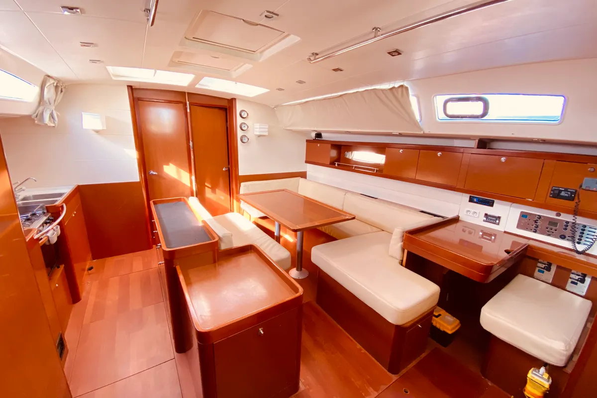 Salon of Pura Vida (Pax 12), a Beneteau Oceanis 50 sailboat at Municipal Unit of Lefkada, Greece