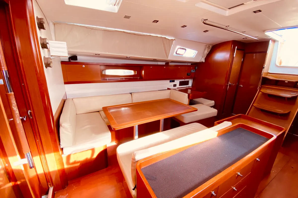 Salon of Pura Vida (Pax 12), a Beneteau Oceanis 50 sailboat at Municipal Unit of Lefkada, Greece