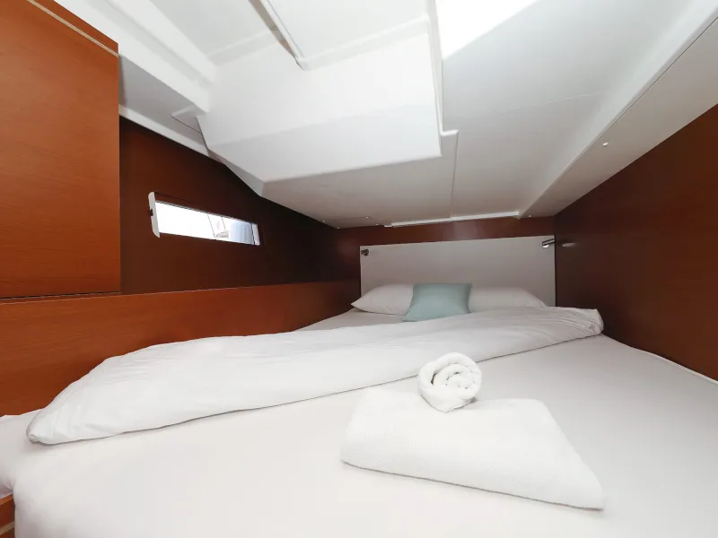 Cabin on Grey Goose, a Beneteau Oceanis 51.1 sailboat at Općina Sukošan, Croatia