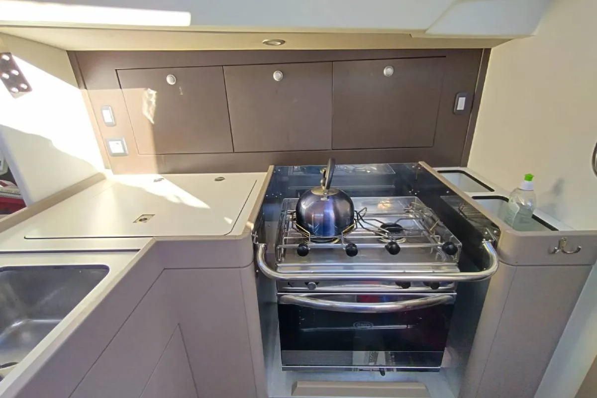 Galley of Bag Dir 3, a RM 1070 sailboat at Saint-Cast-le-Guildo, France