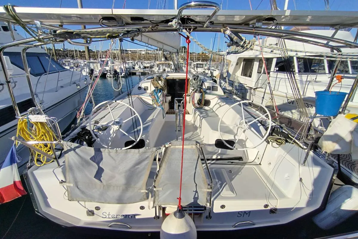 Cockpit of Bag Dir 3, a RM 1070 sailboat at Saint-Cast-le-Guildo, France