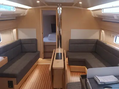 Salon of Seahawk, a Hanse 418 sailboat at Punat, Croatia