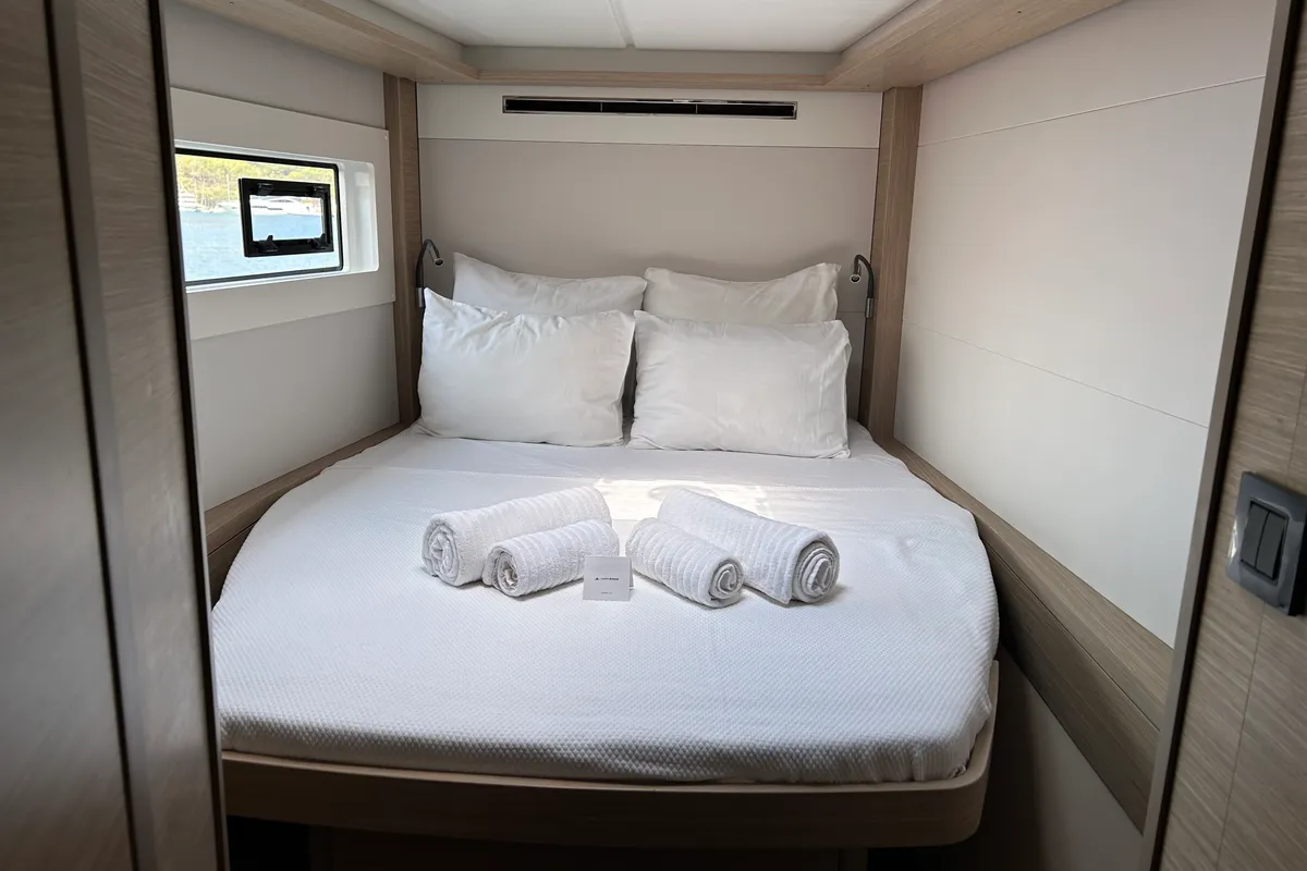 Cabin on Lua, a Lagoon 46 catamaran at Fethiye, Turkey
