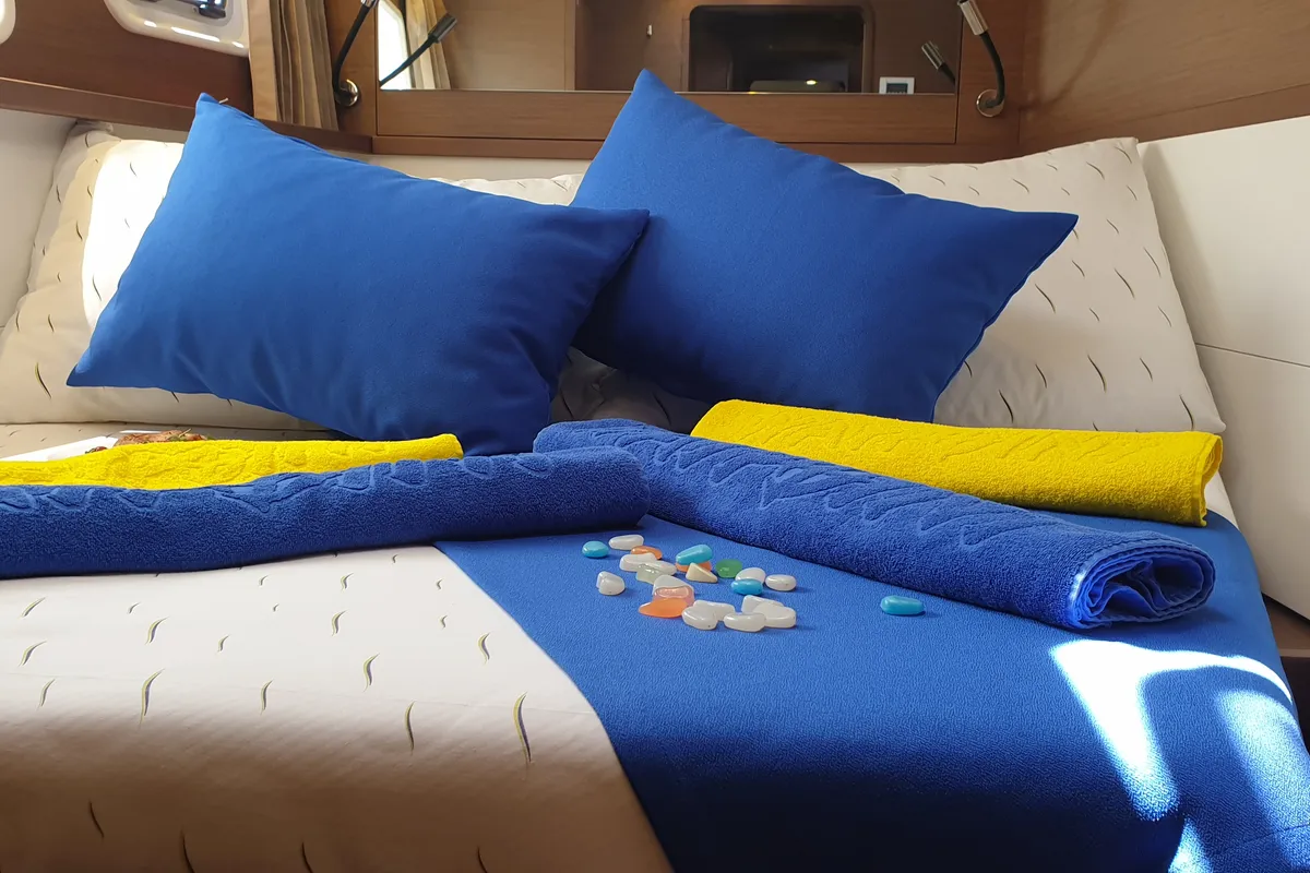 Cabin on Calm Point, a Lagoon 450 catamaran at Split, Croatia