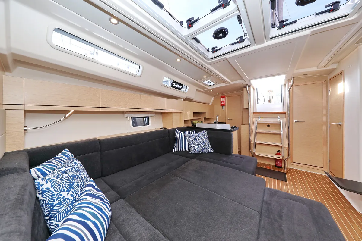Salon of Kind of magic, a Hanse 458 sailboat at Seget Donji, Croatia