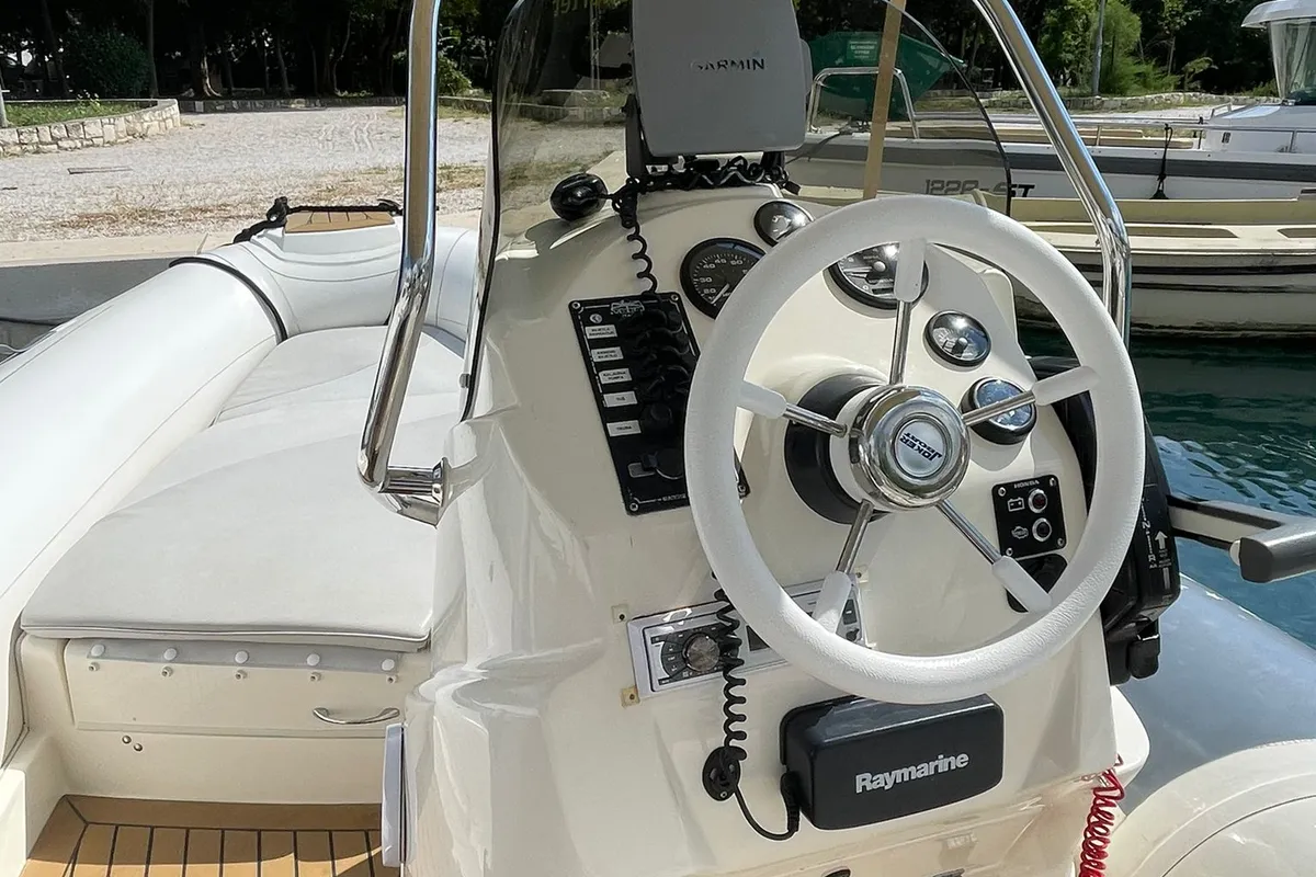 Cockpit of 09, a Joker Jokerboat Wide 520 motorboat at Grad Trogir, Croatia