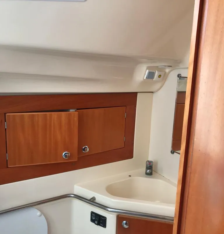 Head on Alboran XXVI Piñacolada (Las Galletas), a Elan Impression 434 sailboat at Elephant Butte Estates, United States