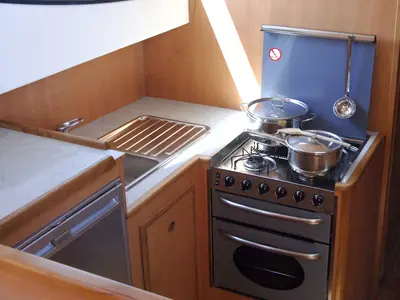 Galley of Houseboat Holidays Italia S.R.L. Minuetto 6, a motor yacht at Casier, Italy