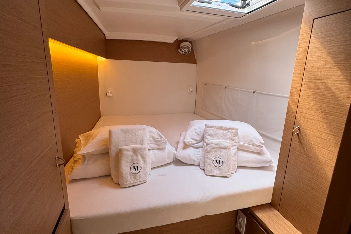 Cabin on White Ivy, a Excess 11 - 4 + 1 + 1 cab. catamaran at Grad Trogir, Croatia