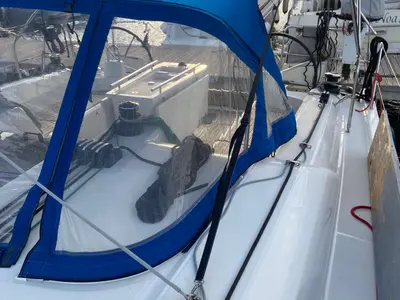 Deck of Loreste, a Beneteau Oceanis 40.1 sailboat at Procida, Italy