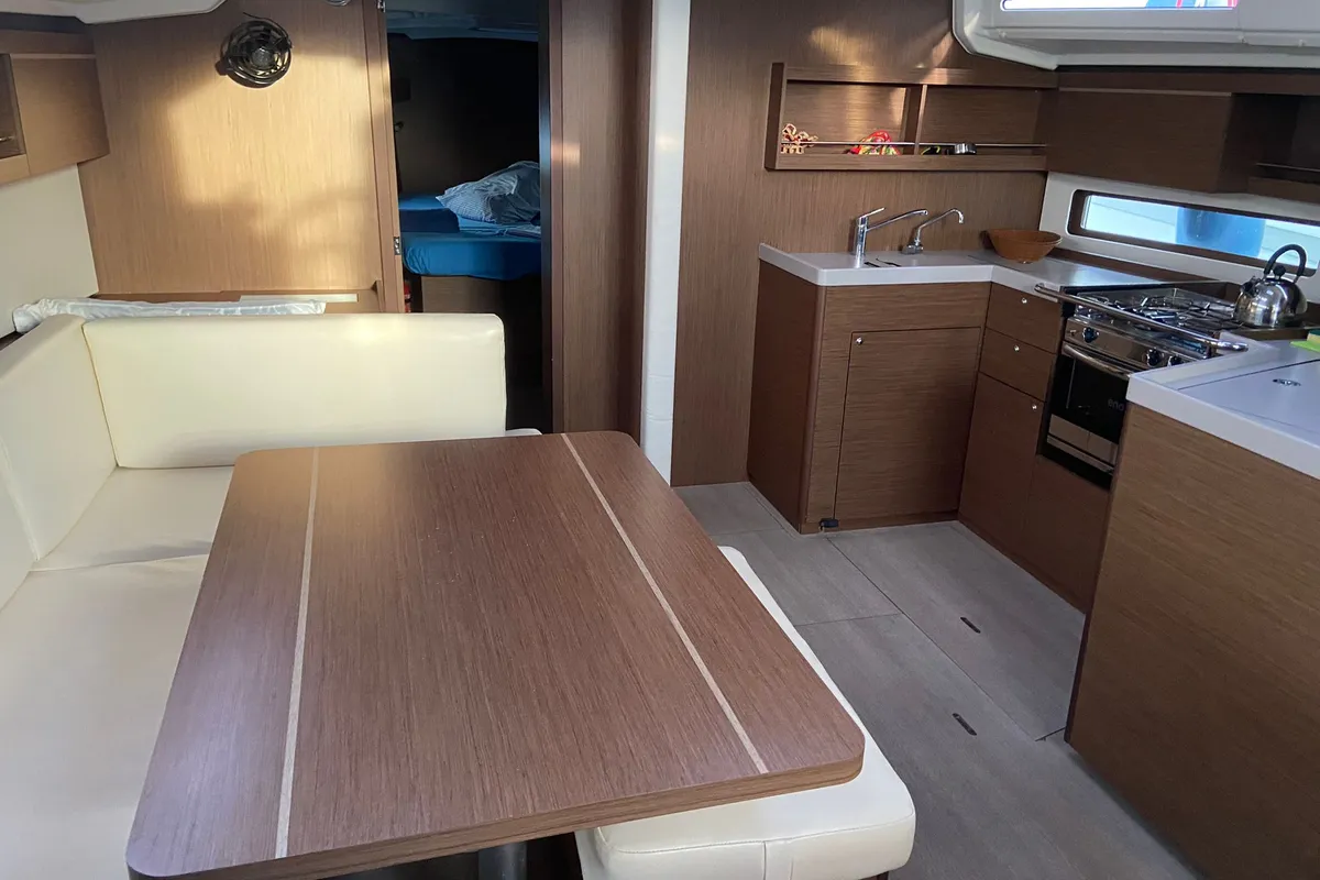 Salon of Loreste, a Beneteau Oceanis 40.1 sailboat at Procida, Italy