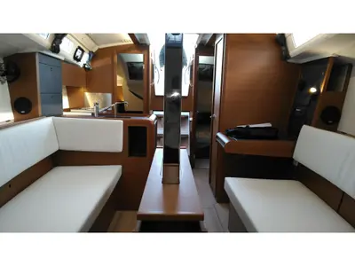 Salon of Meliti, a Jeanneau Sun Odyssey 349 sailboat at Volos, Greece