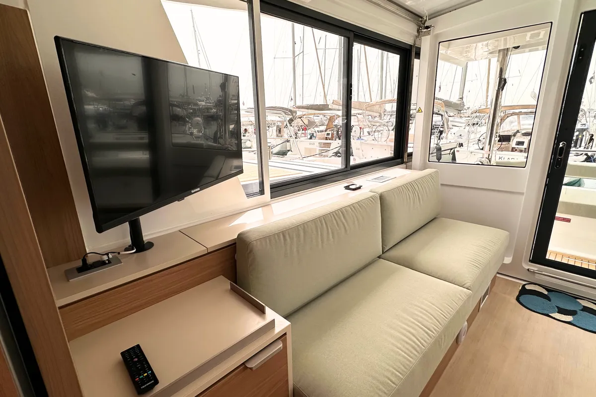 Salon of Maestro, a Bali 4.6 catamaran at Kaštela, Croatia