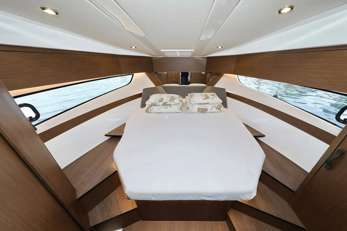 Cabin on No Name, a Beneteau Antares 11 OB motorboat at Murter, Croatia