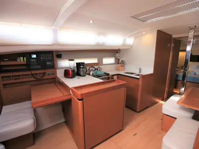 Galley of Andiamo, a Jeanneau Sun Odyssey 440 sailboat at Road Town, British Virgin Islands