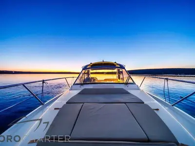 Deck of Anchy, a Bavaria 33 Sport HT motorboat at Punat, Croatia