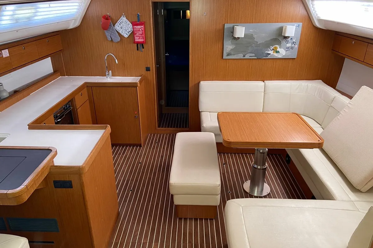 Salon of Locura, a Bavaria Cruiser 51 sailboat at Općina Vrsar, Croatia