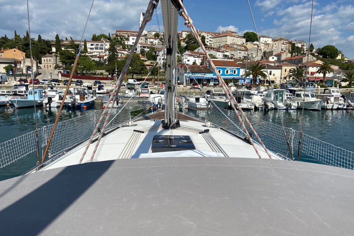 Exterior view of Locura, a Bavaria Cruiser 51 sailboat at Općina Vrsar, Croatia