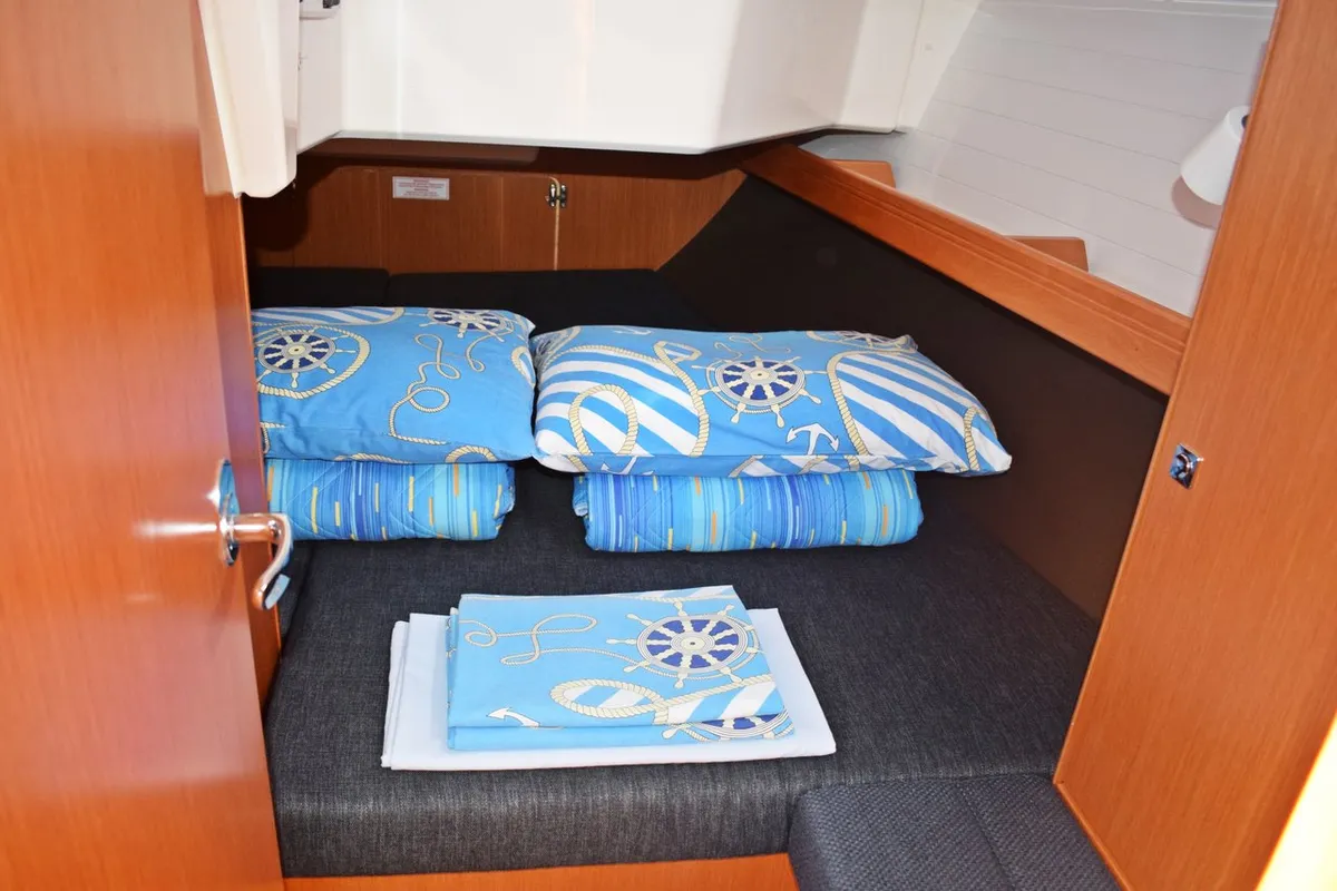 Cabin on Šešula, a Bavaria Cruiser 37 sailboat at Grad Kaštela, Croatia