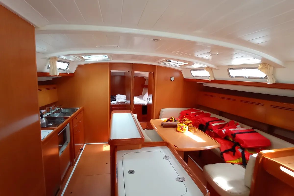 Galley of Senza Segreti, a Beneteau Cyclades 50.5 sailboat at Tonnarella, Italy