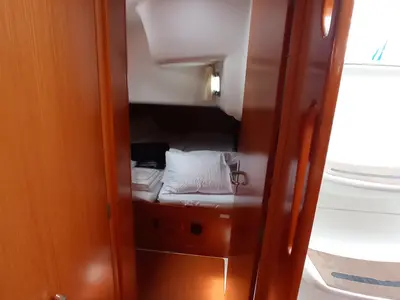 Cabin on Senza Segreti, a Beneteau Cyclades 50.5 sailboat at Tonnarella, Italy