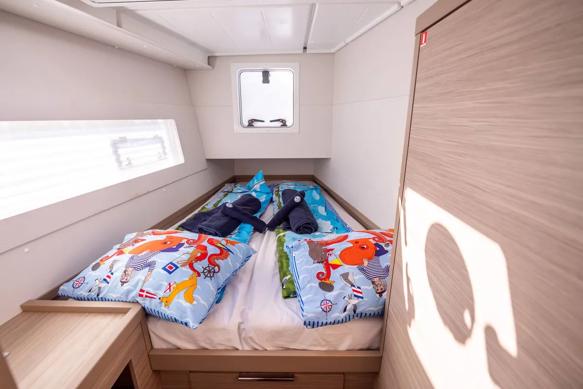 Cabin on Abalone, a Lagoon 40 catamaran at Primošten, Croatia