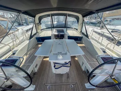 Cockpit of Coeur Grenadine, a Beneteau Oceanis 46.1 sailboat at Plan-d'Aups-Sainte-Baume, France