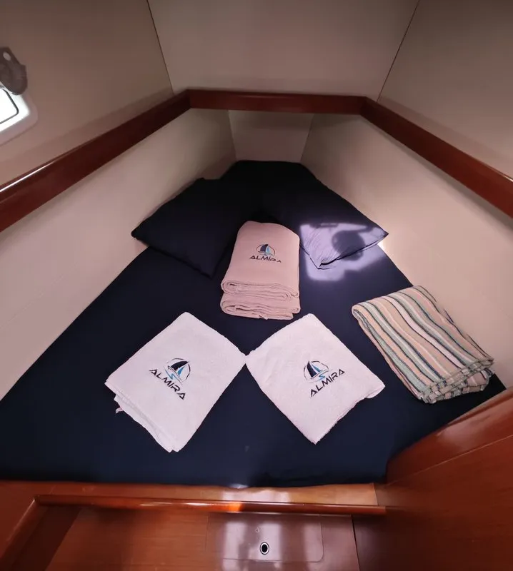 Cabin on Lilium, a Beneteau Oceanis 43 Family sailboat at Fethiye, Turkey