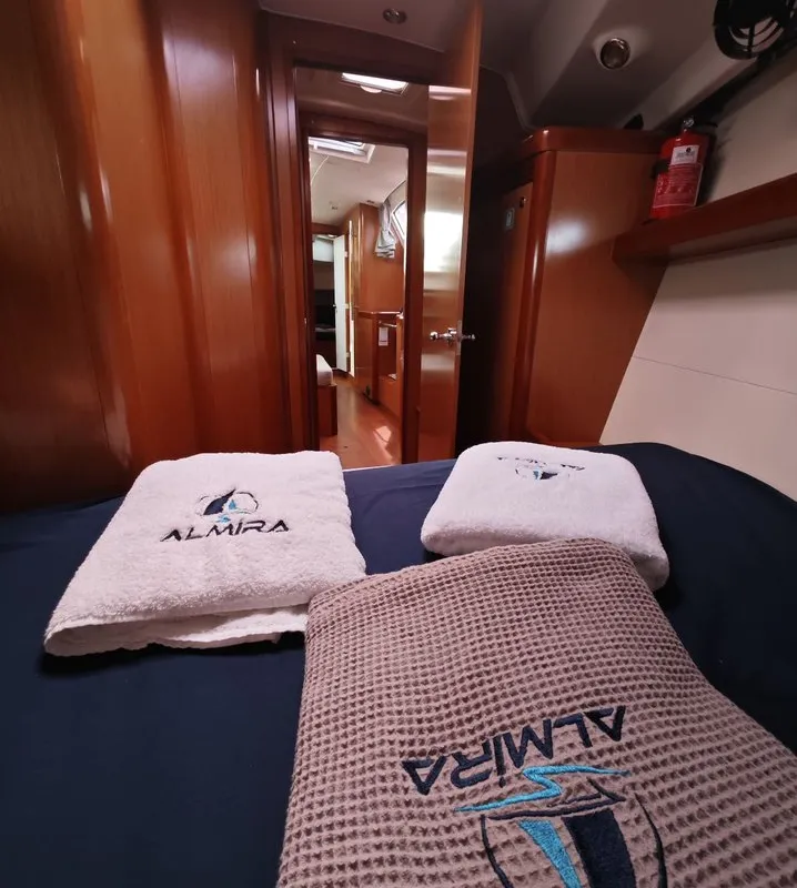 Cabin on Lilium, a Beneteau Oceanis 43 Family sailboat at Fethiye, Turkey