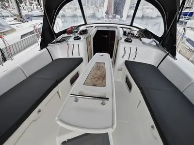 Cockpit of Lilium, a Beneteau Oceanis 43 Family sailboat at Fethiye, Turkey