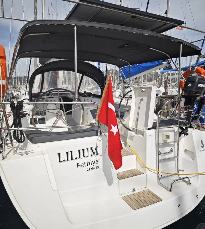 Exterior view of Lilium, a Beneteau Oceanis 43 Family sailboat at Fethiye, Turkey