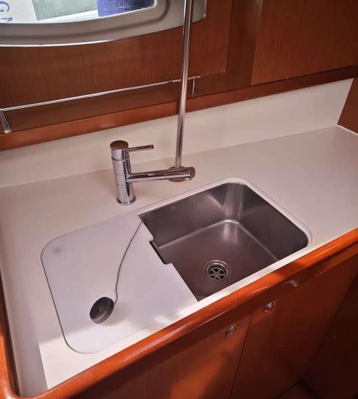 Galley of Lilium, a Beneteau Oceanis 43 Family sailboat at Fethiye, Turkey