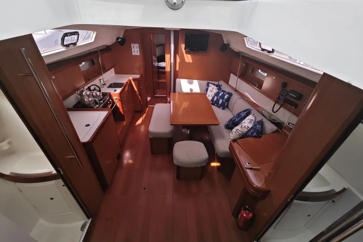 Salon of Lilium, a Beneteau Oceanis 43 Family sailboat at Fethiye, Turkey