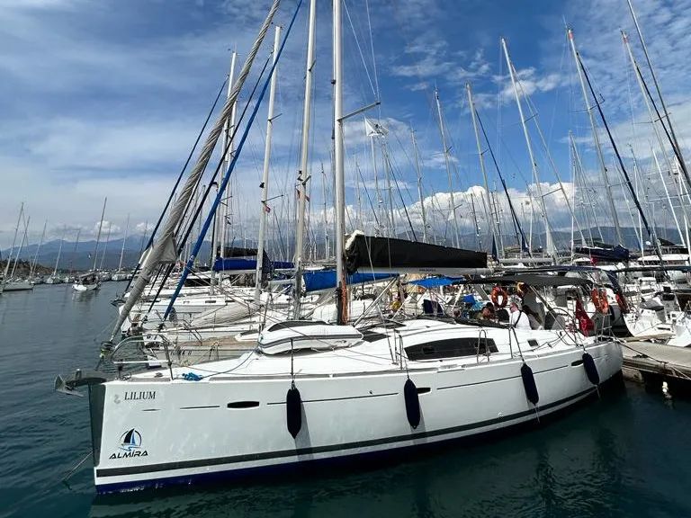 Exterior view of Lilium, a Beneteau Oceanis 43 Family sailboat at Fethiye, Turkey