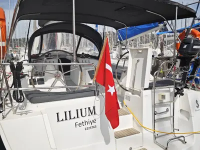 Deck of Lilium, a Beneteau Oceanis 43 Family sailboat at Fethiye, Turkey
