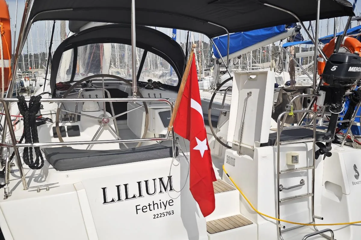 Deck of Lilium, a Beneteau Oceanis 43 Family sailboat at Fethiye, Turkey