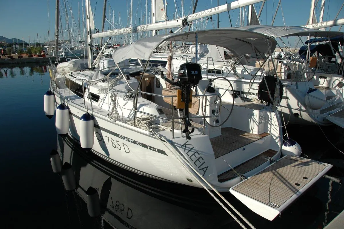 Exterior view of Kleeia, a Bavaria Cruiser 33 sailboat at Olbia, Italy