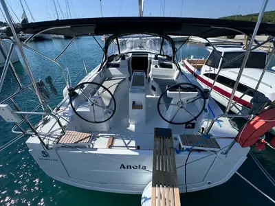 Cockpit of ANOIA, a Beneteau Oceanis 34.1 sailboat at Sukošan, Croatia