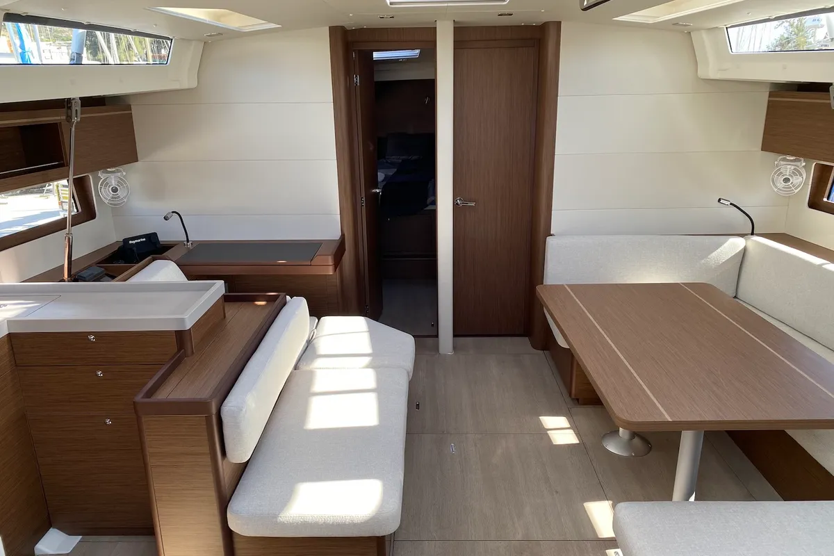 Salon of Kallisto, a Beneteau Oceanis 51.1 sailboat at Athens, Greece