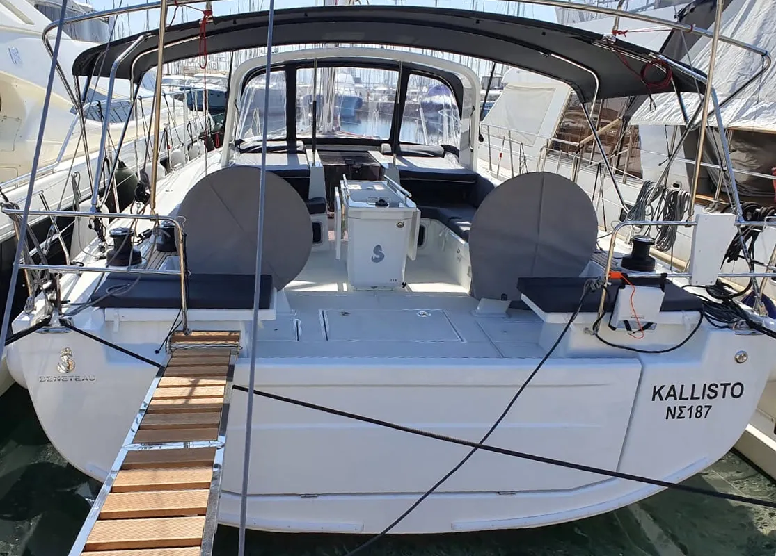 Deck of Kallisto, a Beneteau Oceanis 51.1 sailboat at Athens, Greece