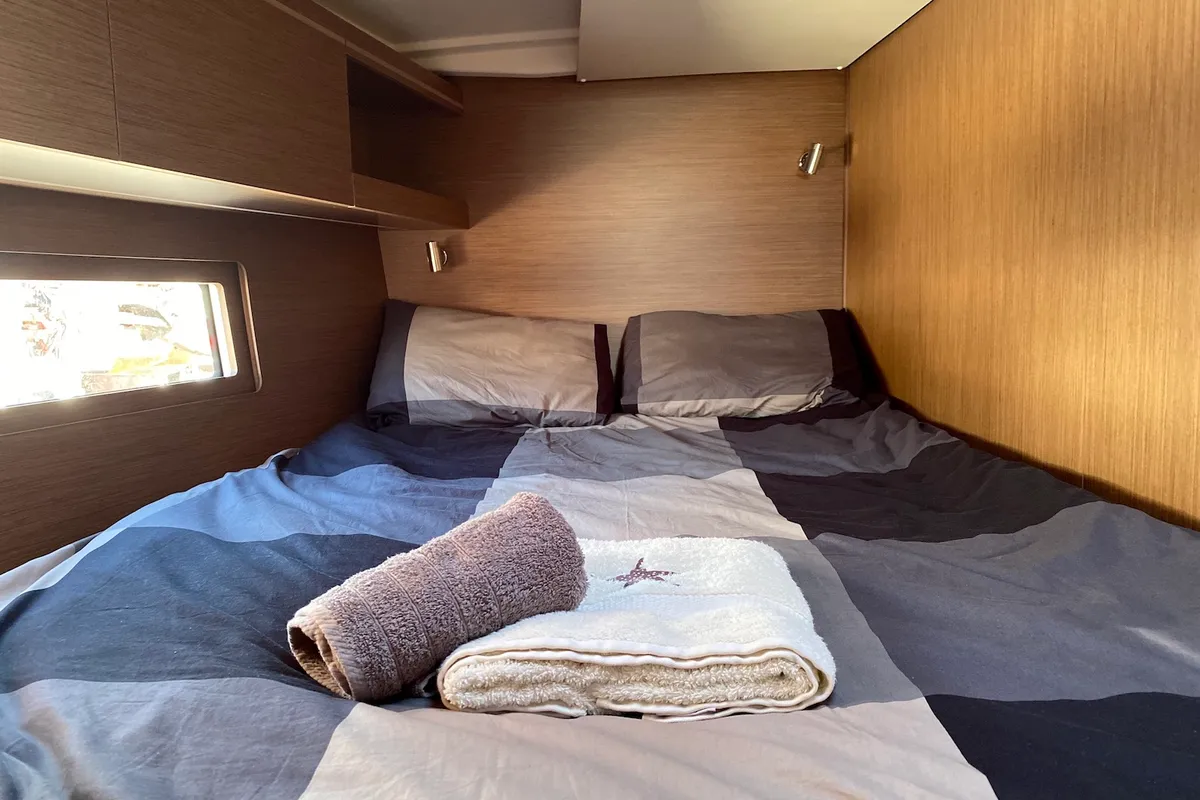 Cabin on Kallisto, a Beneteau Oceanis 51.1 sailboat at Athens, Greece