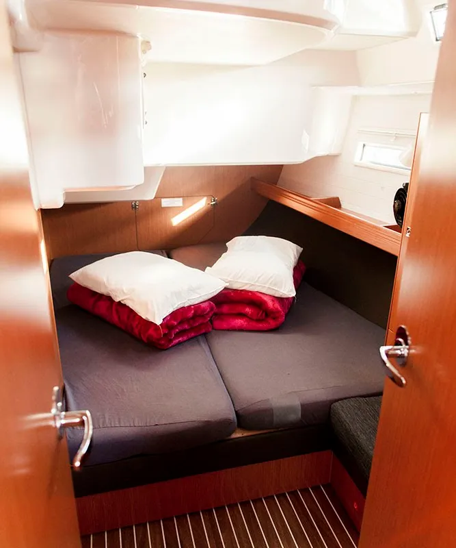 Cabin on Navarino, a Bavaria Cruiser 51 sailboat at Kos, Greece