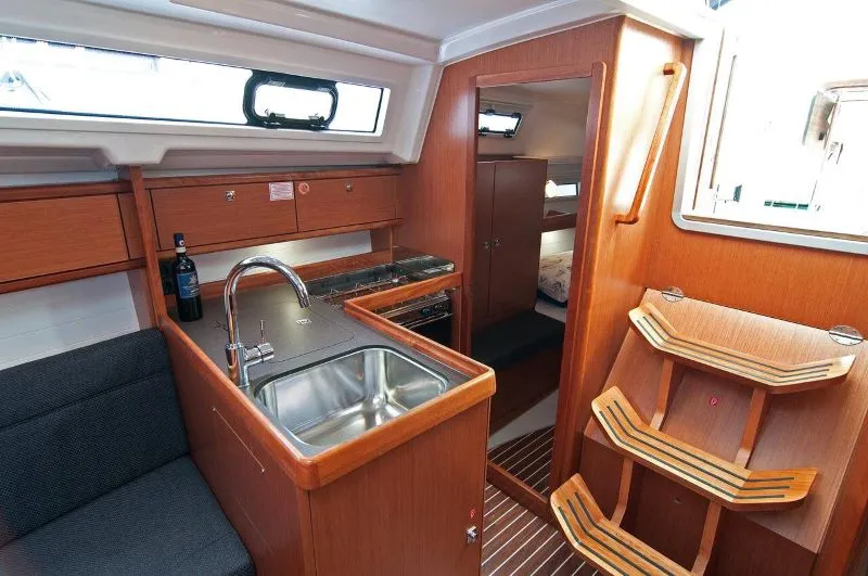 Galley of ADRIA MASA, a Bavaria 34 Cruiser sailboat at Split, Croatia