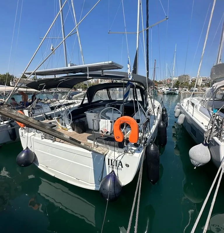 ILIA, a Beneteau Oceanis 46.1 sailboat at Athens, Greece